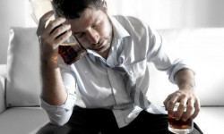 Алкогольный абстинентный синдром — что это такое?